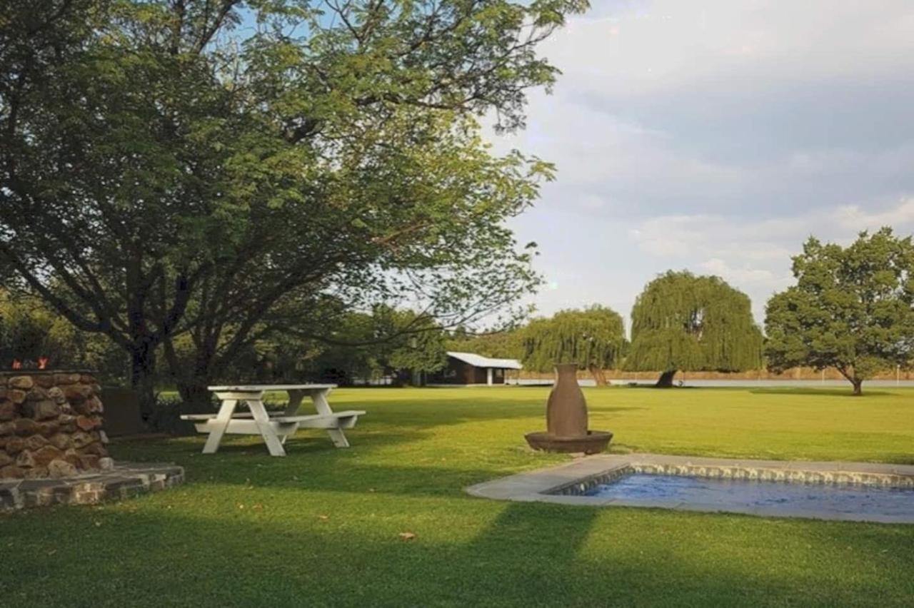 バンダービールパーク Vaal River House @ Lochvaalヴィラ エクステリア 写真